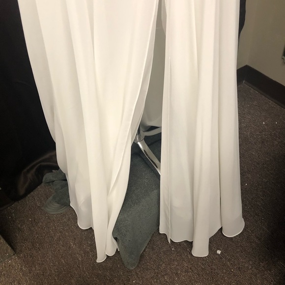 Wow $225 Either strapless or with straps Ivory Size 4 Pageants Gown by Envious - Picture 6 of 16